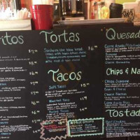 Marianas Taco Shop food