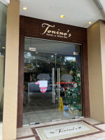 Tonino's Resto And Wine outside