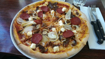 Viking Pizza food