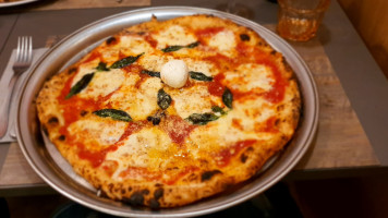 Antica Pizzeria Marigliano food