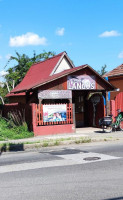 Langos outside