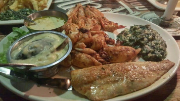 Crawdaddy's Waterglen food