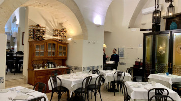 Ristorante Il Barocco inside