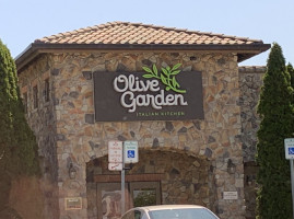 Olive Garden outside