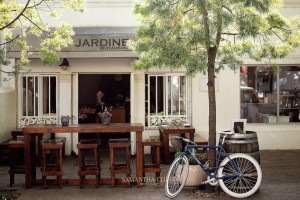 Jardine Food And Wine inside