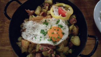 Pusztascheune food