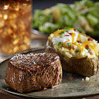 Longhorn Steakhouse food