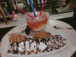 Sugar Factory Bravern (bellevue) food