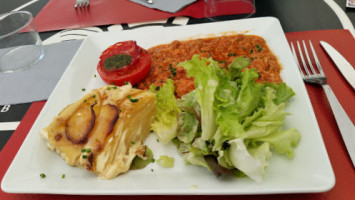 Cafes Ramuntcho food