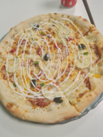 Bella Pizza food