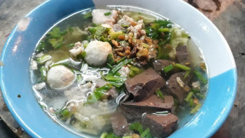 ร้านบ้านก๋วยเตี๋ยว food