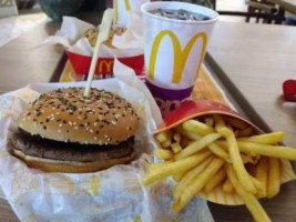 McDonald's Shopping La Plage food