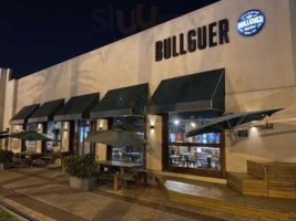 Bullguer Campinas inside