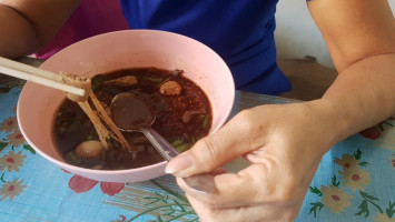 ก๋วยเตี๋ยวเรือโบราณ inside