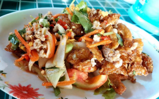 ร้านอาหารจ่าประดับโภชนา food