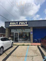 Roly Poly Sandwiches outside