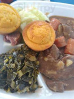 Sum 2 Eat Soul Food Resturant food