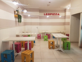 Leopizza inside