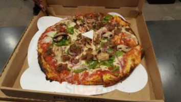 Pieology Pizzeria food