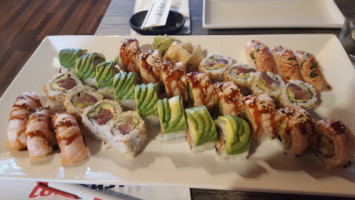 Love Sushi food