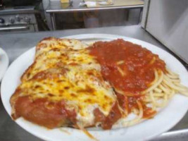 Tony's Pizzeria food