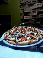 Taxipizza food