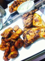 Au Poulet Braise food