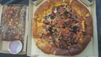 Pizza Hut food