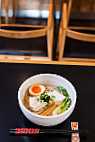 Tonkotsu East food