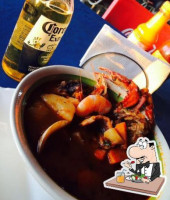 Mariscos La Huerte food