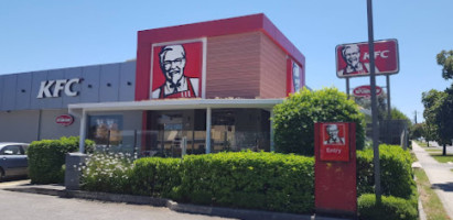 Kfc Bundoora outside