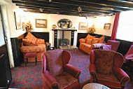 Fox And Hounds inside