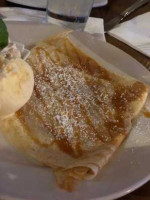 Creme De La Crepe food