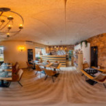 Antonio À l'intérieur