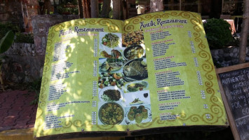 Antik Restoran food