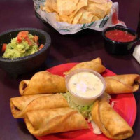 Del Rio Grill Cantina food