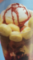 Shake's Frozen Custard food