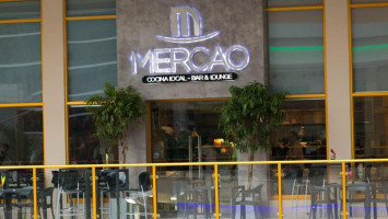 Mercao Panama outside