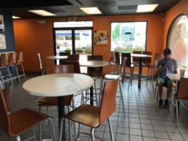 Taco Bell inside