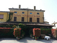 Trattoria Al Pescatore Da Mino inside