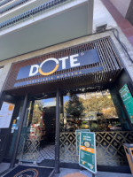 Dote Republica outside