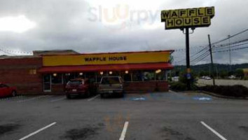 Waffle House outside