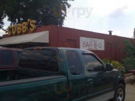 Joe Cobb Bossier -b-q outside