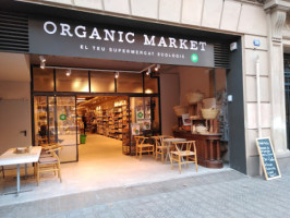 Organic Market inside