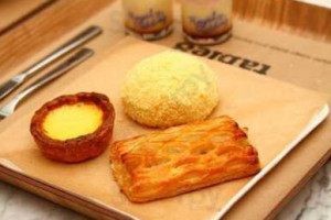 Paris Baguette food