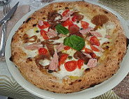 Pizzeria Jonny Di Terruli Giovanni food