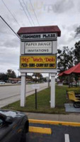 Mr. Wich Deli outside