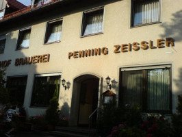 Penning-zeißler outside