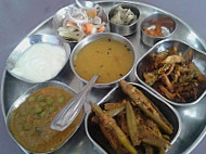 Kamla Bhojnalaya food