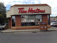 Tim Hortons outside